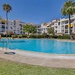 Lorcrisur Apt Near Puerto Banus