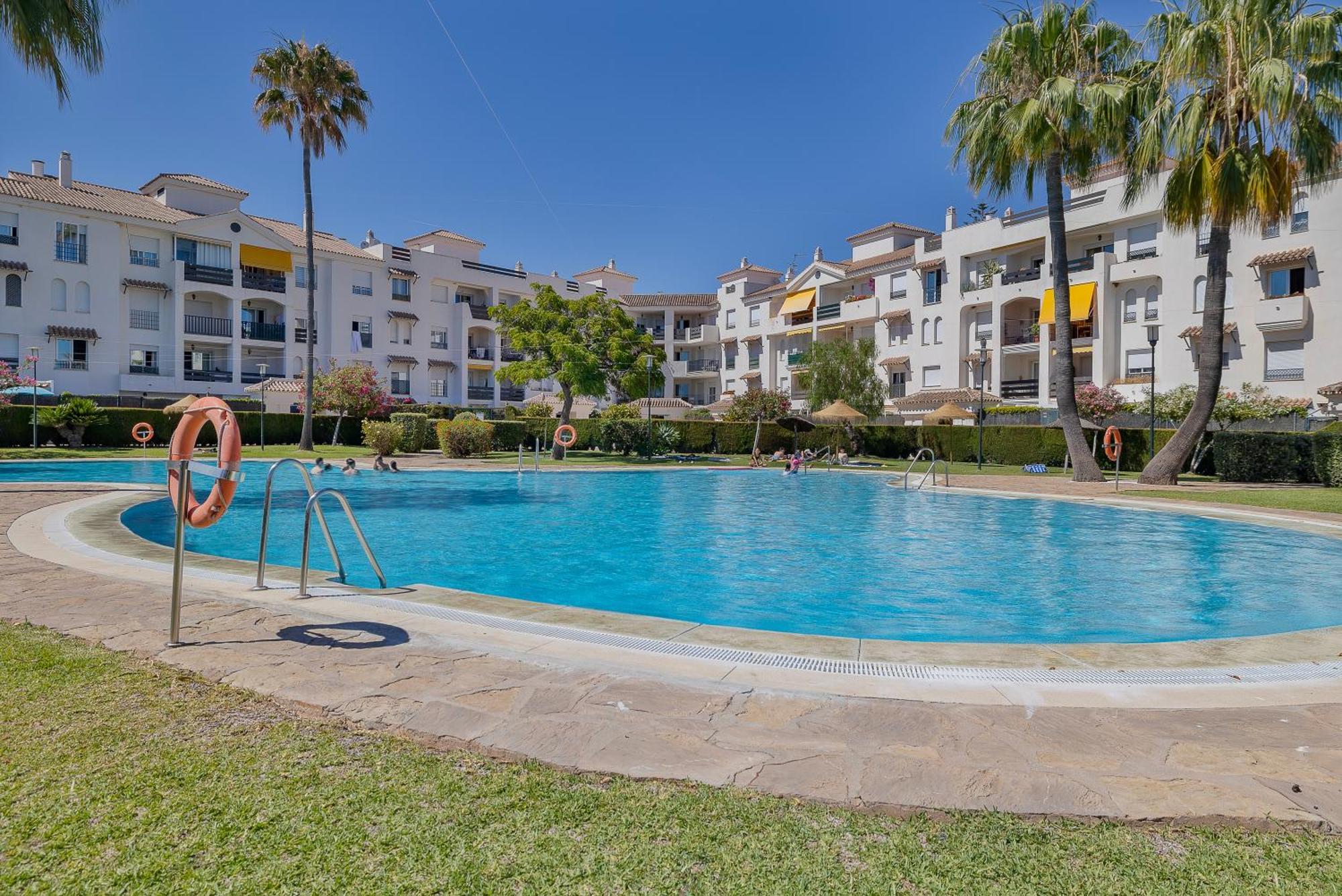 Apartment Lorcrisur Near Puerto Banus Marbella